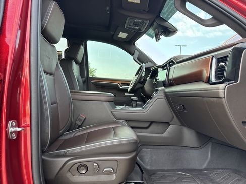 Used 2022 GMC Sierra 1500 Denali w/ Denali Reserve Package AWD/4WD image 33