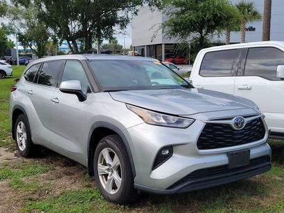 Used 2020 Toyota Highlander LE