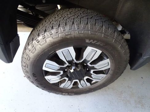 Certified 2024 GMC Sierra 3500 Denali w/ Denali Reserve Package image 25