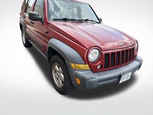 Used 2006 Jeep Liberty Sport AWD/4WD image 2