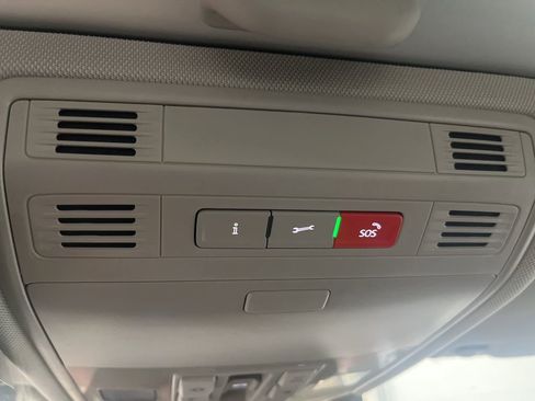 New 2026 Volkswagen Jetta SE image 28