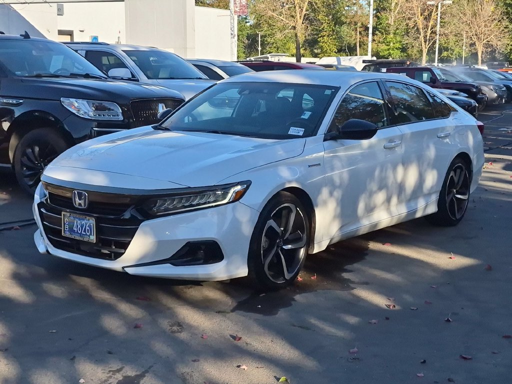 Used 2022 Honda Accord Sport image 3