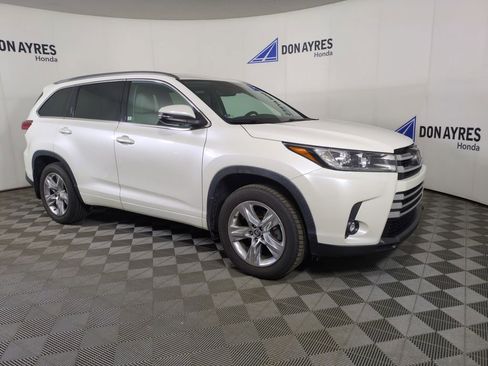 Used 2019 Toyota Highlander Limited AWD/4WD image 10