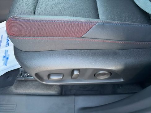 New 2026 Chevrolet Equinox RS image 18