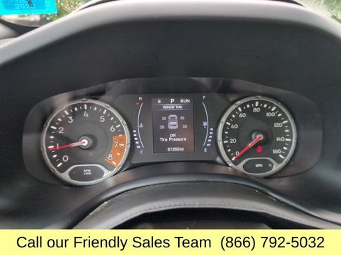 Used 2020 Jeep Renegade Altitude FWD image 15