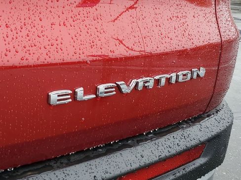 New 2026 GMC Acadia Elevation w/ Elevation Premium Package AWD/4WD image 8
