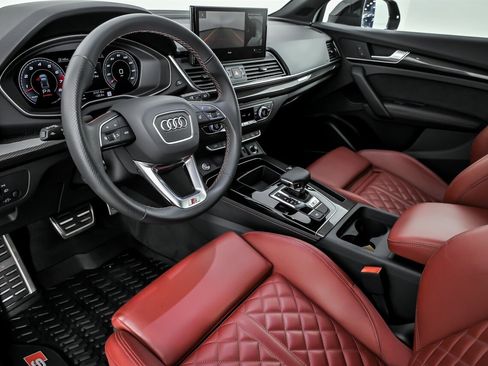 Used 2024 Audi SQ5 Premium Plus image 21