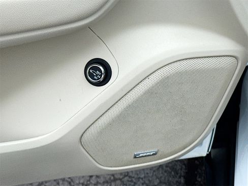 Used 2023 GMC Acadia Denali image 20