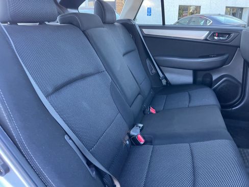 Used 2015 Subaru Outback 2.5i Premium AWD/4WD image 16