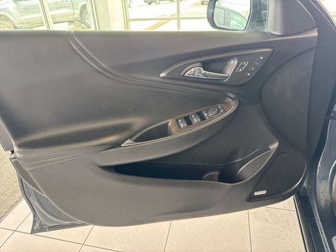 Used 2020 Chevrolet Malibu Premier image 10