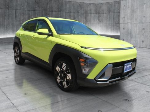 Used 2024 Hyundai Kona SEL AWD/4WD image 9