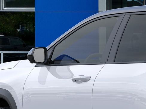 New 2027 Chevrolet Equinox LT w/ Convenience Package II FWD image 36