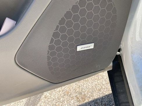 Used 2018 Cadillac XT5 Luxury w/ Driver Awareness Package AWD/4WD image 26