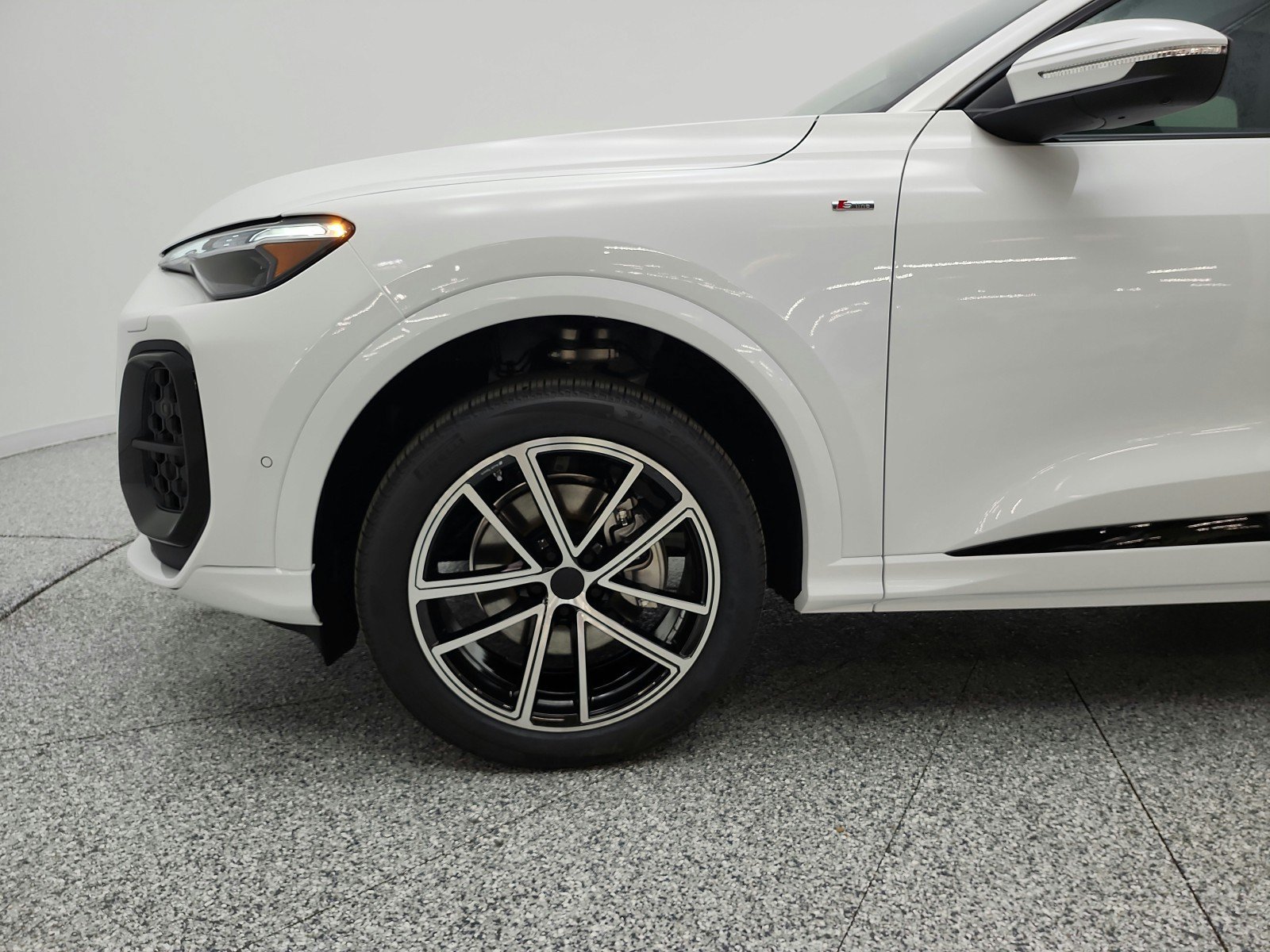 New 2026 Audi Q5 Premium Plus AWD/4WD image 15