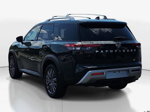 Used 2024 Nissan Pathfinder SL w/ SL Premium Package image 7