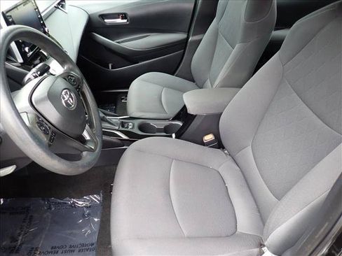 Used 2021 Toyota Corolla LE FWD image 10