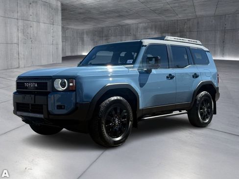 Used 2024 Toyota Land Cruiser image 2