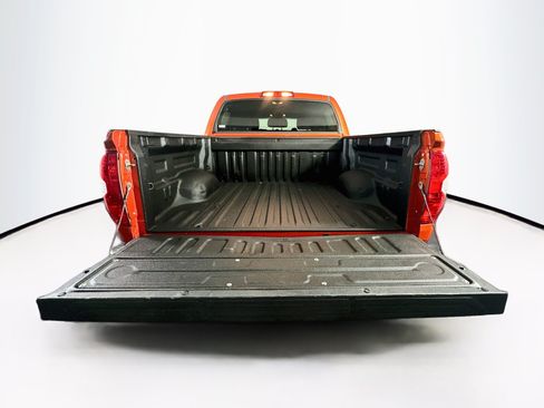 Used 2017 Toyota Tundra SR5 AWD/4WD image 27