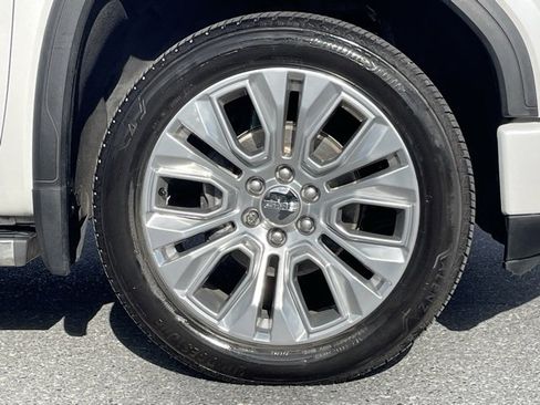 Certified 2020 GMC Sierra 1500 Denali w/ Denali Ultimate Package image 23