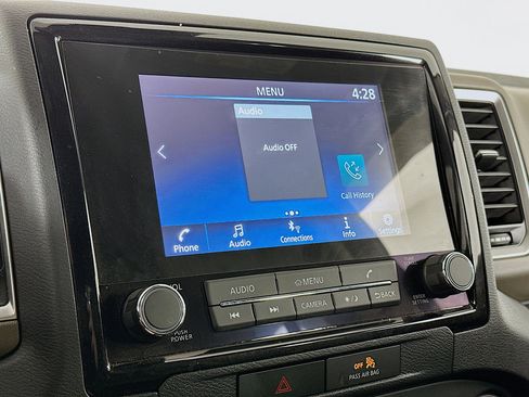 Used 2022 Nissan Frontier SV w/ Technology Package image 21