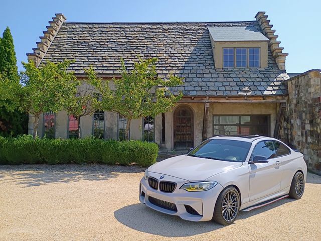 Used 2016 BMW M235i Coupe RWD image 1