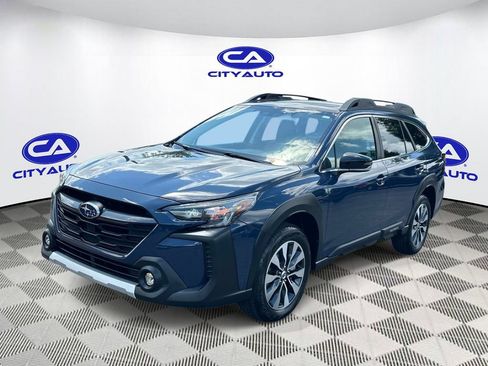Used 2023 Subaru Outback Limited XT AWD/4WD image 10