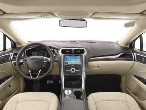 Used 2017 Ford Fusion Energi Platinum FWD image 8