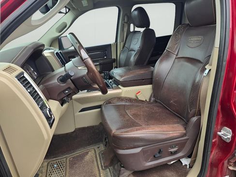 Used 2014 RAM 1500 Laramie Longhorn w/ Convenience Group AWD/4WD image 11