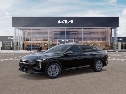 New 2025 Kia K4 LX image 4