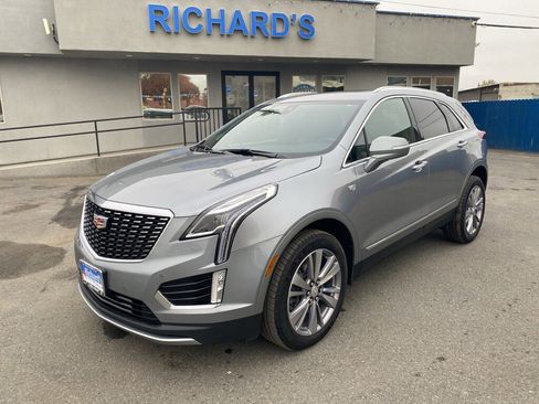 Used 2025 Cadillac XT5 Premium Luxury image 9