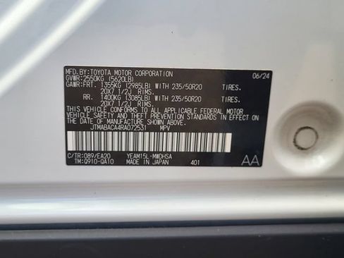 Used 2024 Toyota bZ4X AWD w/ Weather Package image 29