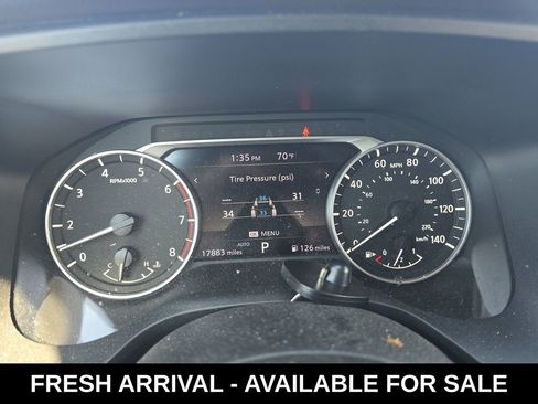 Used 2023 Nissan Rogue S image 10