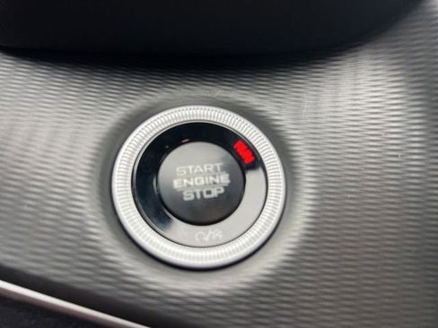 New 2025 Jeep Grand Cherokee L Altitude image 12