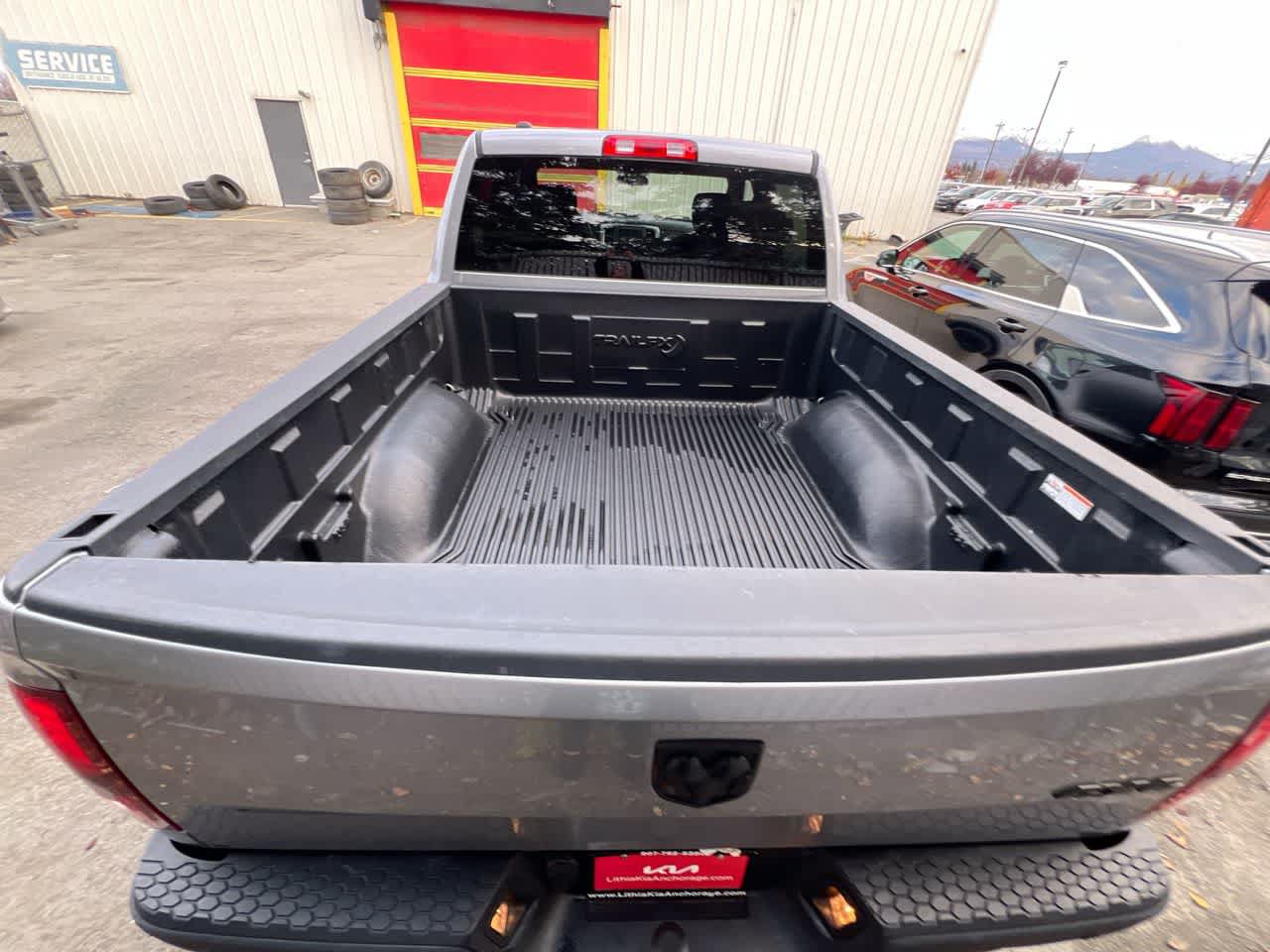 Used 2024 RAM 1500 Warlock AWD/4WD image 25