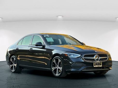 Used 2025 Mercedes-Benz C 300 Sedan image 9
