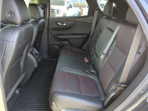 Used 2021 Chevrolet Blazer RS w/ Enhanced Convenience Package image 19