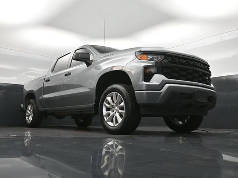 Used 2024 Chevrolet Silverado 1500 Custom AWD/4WD image 44