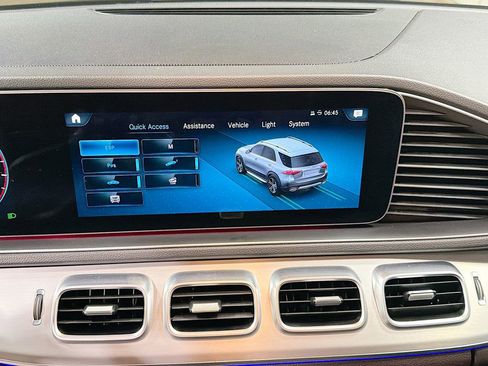 Used 2021 Mercedes-Benz GLE 350 4MATIC w/ Premium Package image 28