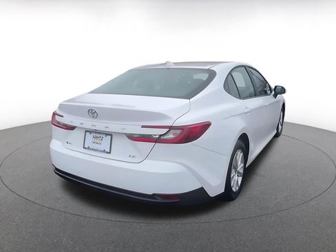 Used 2025 Toyota Camry LE image 15