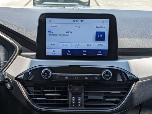 Used 2021 Ford Escape SE w/ Convenience Package FWD image 19