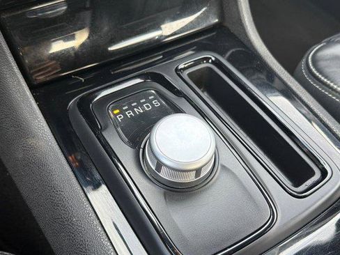 Used 2022 Chrysler 300 S image 23