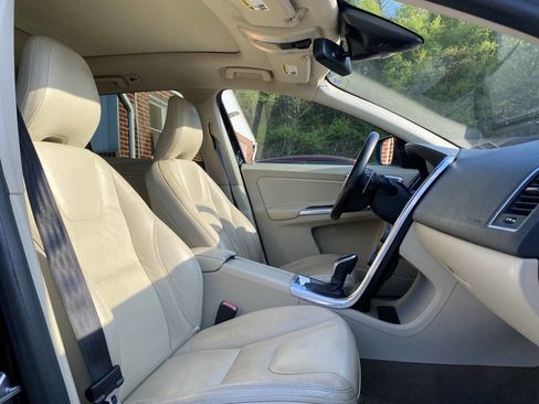 Used 2014 Volvo XC60 T6 AWD/4WD image 18