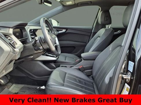 Used 2023 Audi Q4 e-tron Premium Plus w/ Premium Plus image 8