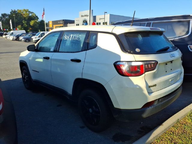 Used 2018 Jeep Compass Sport FWD image 6