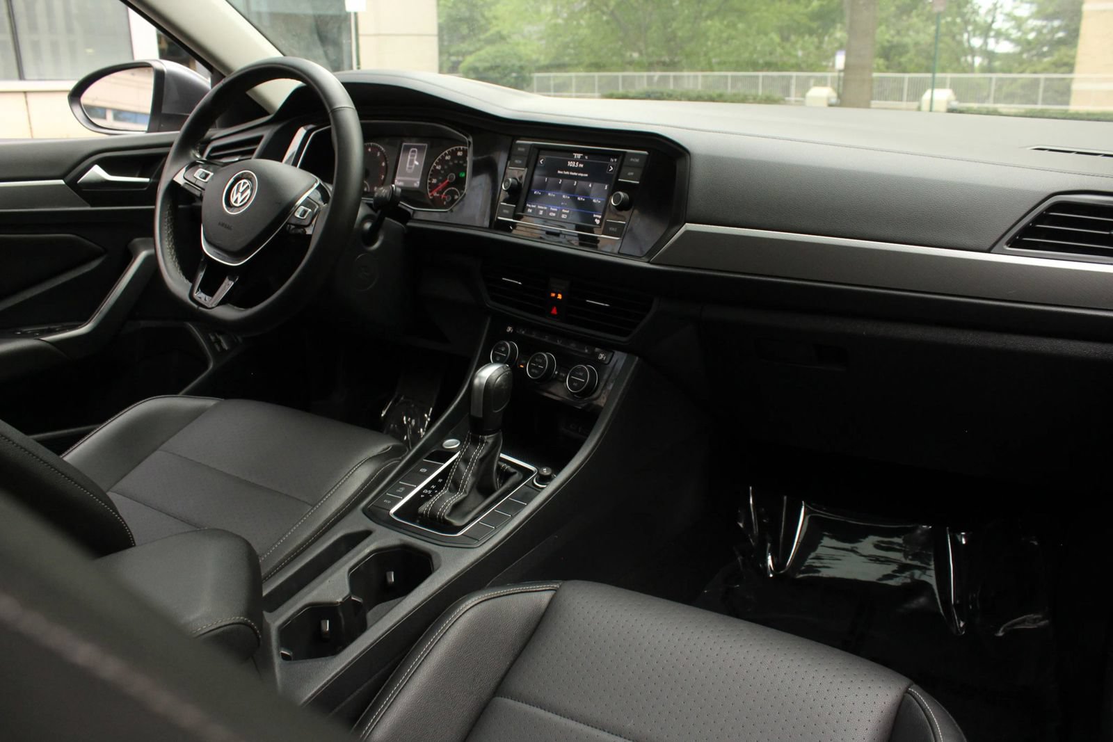 Used 2021 Volkswagen Jetta R-Line FWD image 26