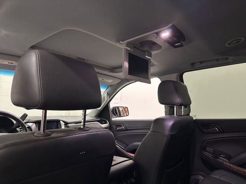 Used 2019 Chevrolet Suburban Premier image 52
