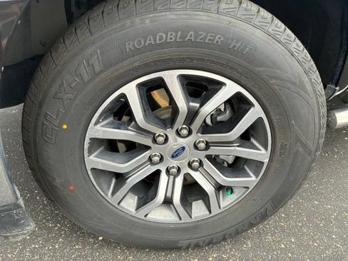 Used 2021 Ford F150 Lariat AWD/4WD image 19