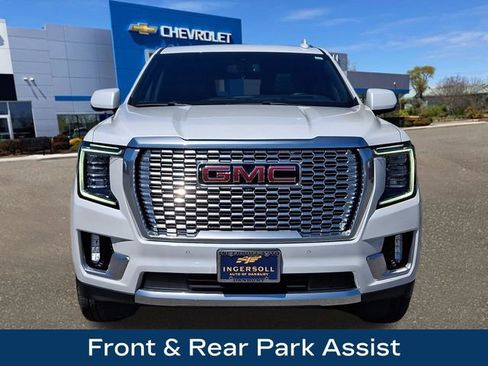 Used 2022 GMC Yukon XL Denali AWD/4WD image 23