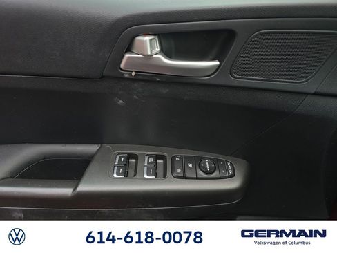 Used 2022 Kia Sportage LX w/ LX AWD Value Edition Package image 32