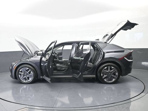 Used 2025 Kia EV6 Light RWD image 71